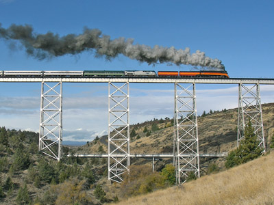 SP 4449 Crosses Willow Creek Viaduct on the Oregon Trunk